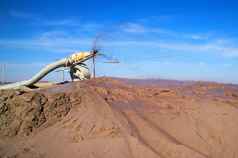 Tailings reclamation [photo]